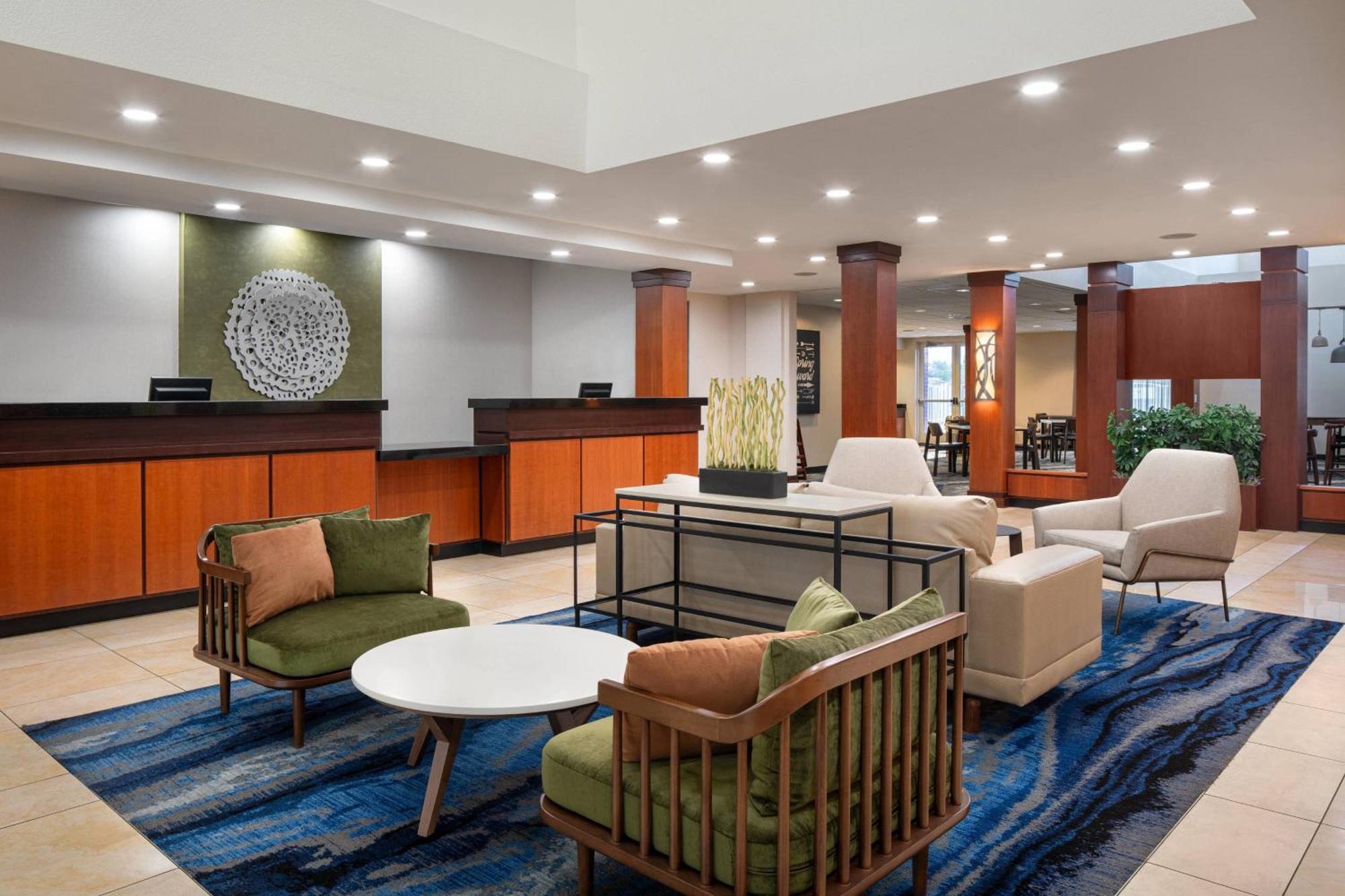 Fairfield Inn & Suites By Marriott Visalia Tulare Exterior photo